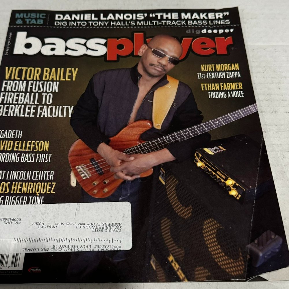 Bass Player Magazine - Victor Bailey / David Ellefson / Kurt Morgan - March 2016
